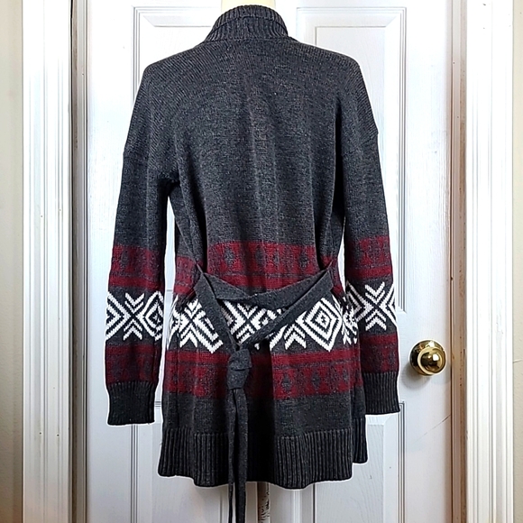 Pink Rose Southwestern Design Cardigan - Picture 5 of 11